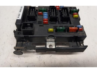 Блок предохранителей  O227093, 67511286   Peugeot 406    