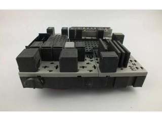 Блок предохранителей  08696098, 8679899   Volvo V70    