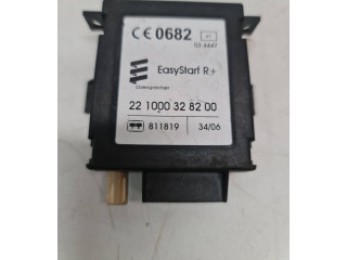 Блок управления 221000328200, 811819   Toyota Corolla Verso AR10