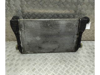 Интеркулер 1J0145803H Volkswagen Golf IV