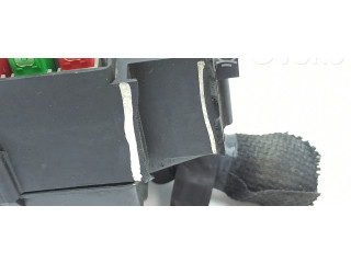 Блок предохранителей 56048661AG, AGGS094842864 Jeep Grand Cherokee (WK)