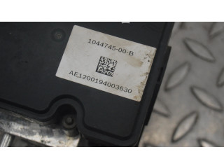 Рулевая рейка Блок ABS 104474500B Tesla Model 3 2017 - года