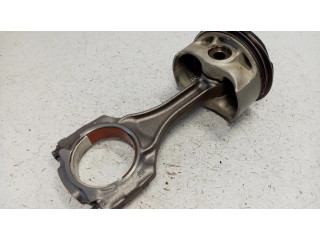 Píst 11257613626, 11257576475 BMW 5 F10 F11 pro benzínový motor 5.0 N63