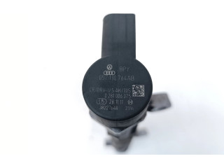 Vstřikovací lišta R03L125C, 057130764AB Volkswagen Tiguan CFF