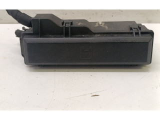 Блок предохранителей Jeep Cherokee