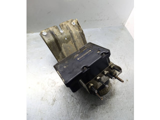 Блок АБС 30643982   Volvo  V70  2005 - 2008 года