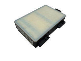 Датчик слепых зон 31665693 Volvo XC90