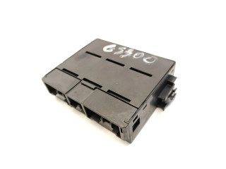 Блок предохранителей 8921130020 Lexus GS 300 350 430 450H