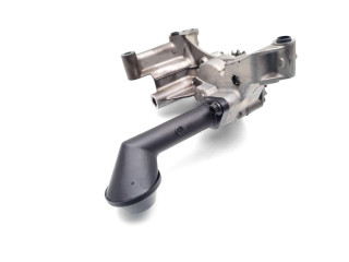 Масляный насос  CEGA 038115105C  Skoda Octavia Mk2 (1Z) 