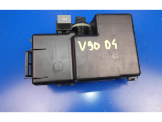 Přístrojová deska  Volvo S90, V90 2017 31384034, 0237757  