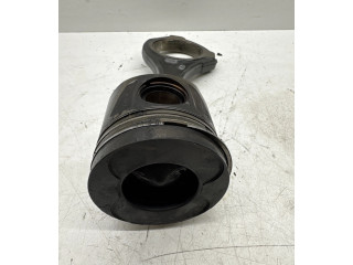 Píst 6423097, 8370B Mercedes-Benz GL X164 OM642