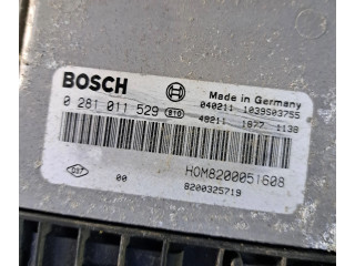 Řídící jednotka 8200325719, 1039S03755 Nissan Primastar 2004