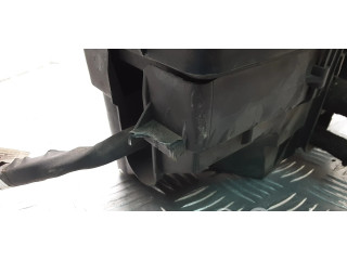 Pojistková skříňka Chevrolet Captiva 2008