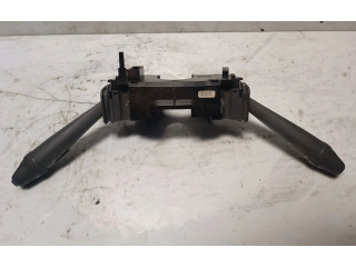 Ручка стеклоочистителей 8666599   Volvo V70