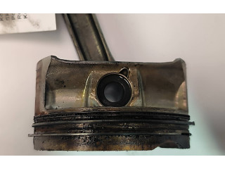 Шатун Maserati Quattroporte