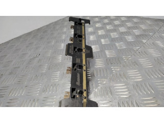 Держатель крышки лампы заднего фонаря