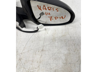 Zpětné zrcátko Toyota Yaris 2016 879100D580