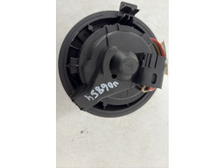 Вентилятор печки 272100975R Dacia Duster