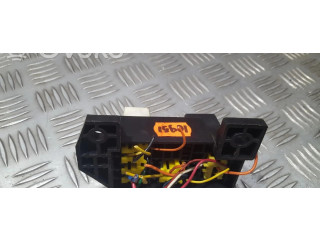 Блок предохранителей 913403E060 KIA Sorento