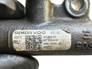 Топливная рампа 4R8Q9C066AA, 5WS40128 Jaguar S-Type 2.7