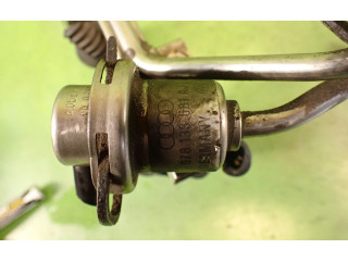 Топливная рампа Audi A6 S6 C5 4B