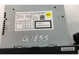 Радио/ проигрыватель CD/DVD / навигация