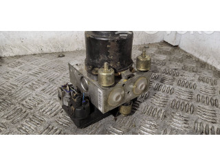 Блок АБС 4451060020, 221111022137   Toyota  Land Cruiser (J100)  1998-2007 года