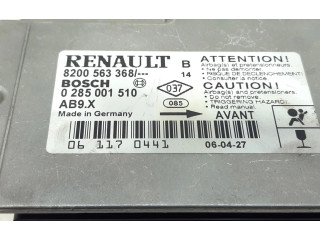 Блок подушек безопасности 8200563368   Renault Clio III