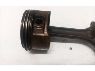 Поршень с шатуном Volvo S60