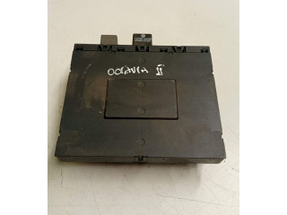 Блок комфорта 3C0937049AJ Skoda Octavia Mk2 (1Z)