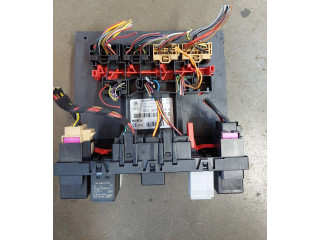 Блок комфорта 3C0937049E, F005V00526 Volkswagen Jetta V