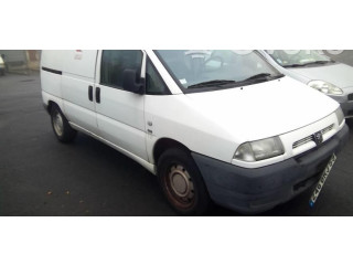 Генератор 57052D   Peugeot Expert      