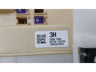 Блок комфорта 8273012X70A, 63583366   Toyota Auris E180   