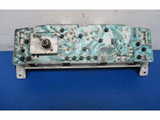 Přístrojová deska Nissan Terrano 1993