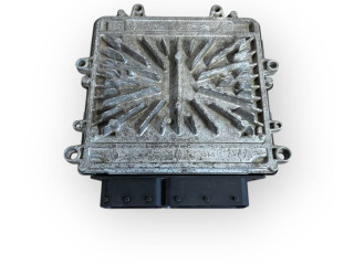 Блок управления двигателя 31336983, 1039S50500   Volvo V70