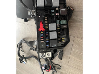 Блок предохранителей 31473880 Volvo XC40