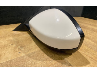 Zpětné zrcátko Jaguar F-Pace 2015