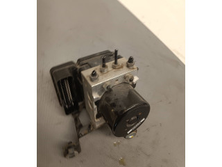 Блок АБС 31329139, 61141900633   Volvo  XC60  2014 - 2016 года