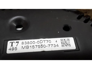 Přístrojová deska Toyota Yaris 2013 838000DT70