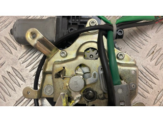 Замок задней крышки