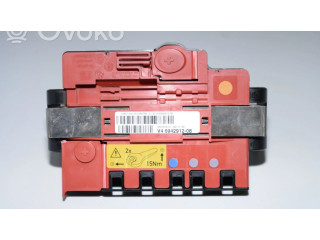 Узел подключения плюсовых проводов