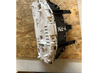 Přístrojová deska Mitsubishi Colt 2009 MM0038001