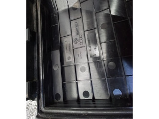 Pojistková skříňka 1K0937540C Volkswagen Caddy 2014