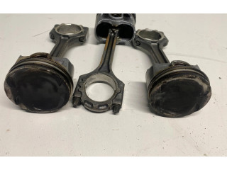 Поршень с шатуном G3LC KIA Rio