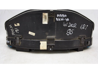 Přístrojová deska Mercedes-Benz C W202 1997 2025404811, a2025404811