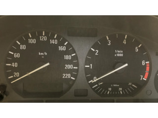 Přístrojová deska BMW 3 E36 1993 62118375042, 6160583051