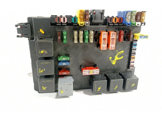 Pojistková skříňka Řídící jednotka BSM 2215450801, A2215402550 Mercede-Benz S W221 2005