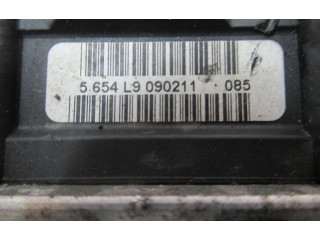 Блок АБС 8200743802 Dacia Duster - года