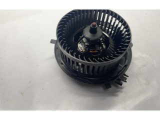 Вентилятор печки    5Q1819021   Volkswagen Jetta VII