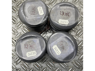 Píst    Ford Model T  pro benzínový motor 2.9  